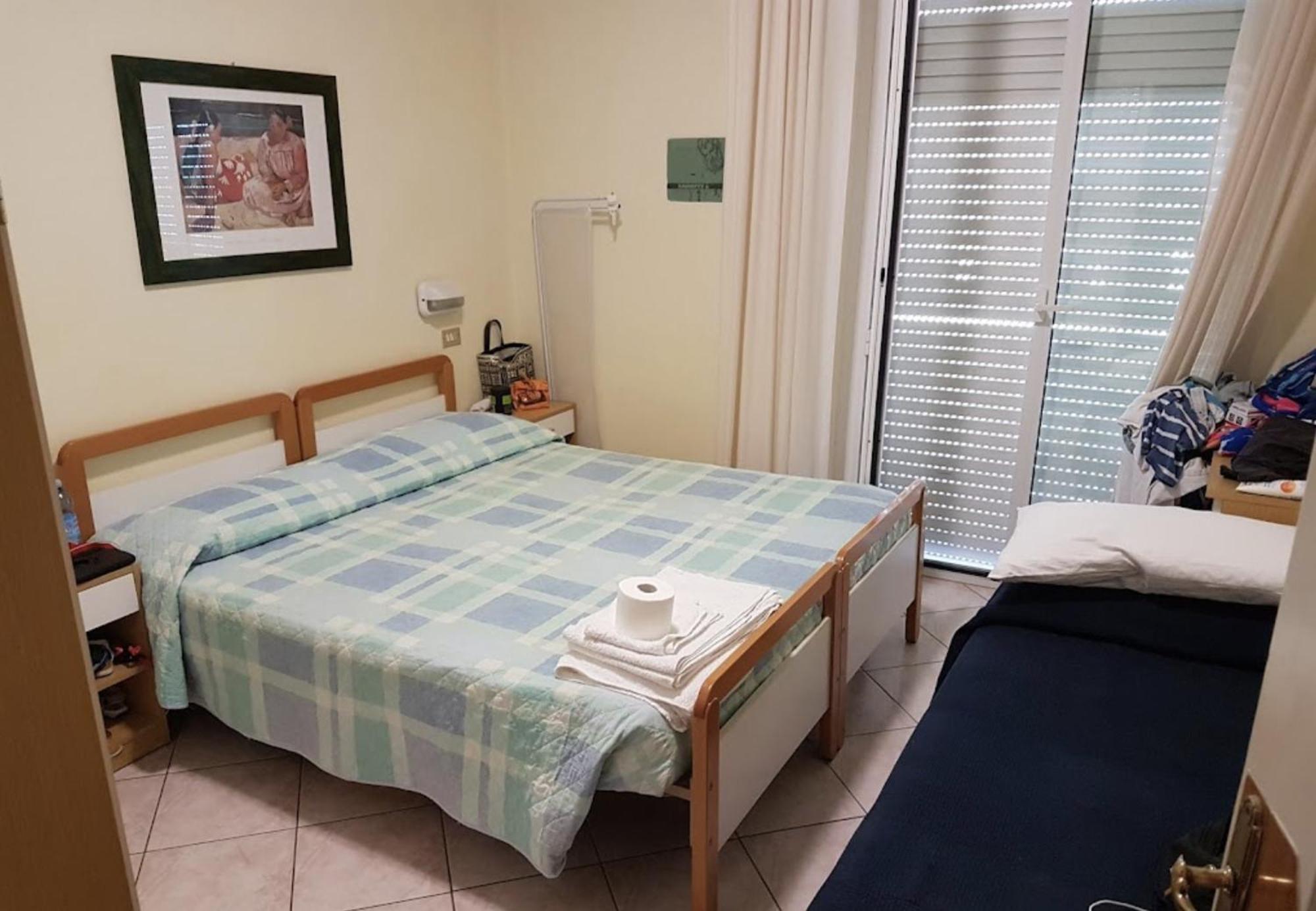 Hotel Bonaria Ρίμινι Εξωτερικό φωτογραφία