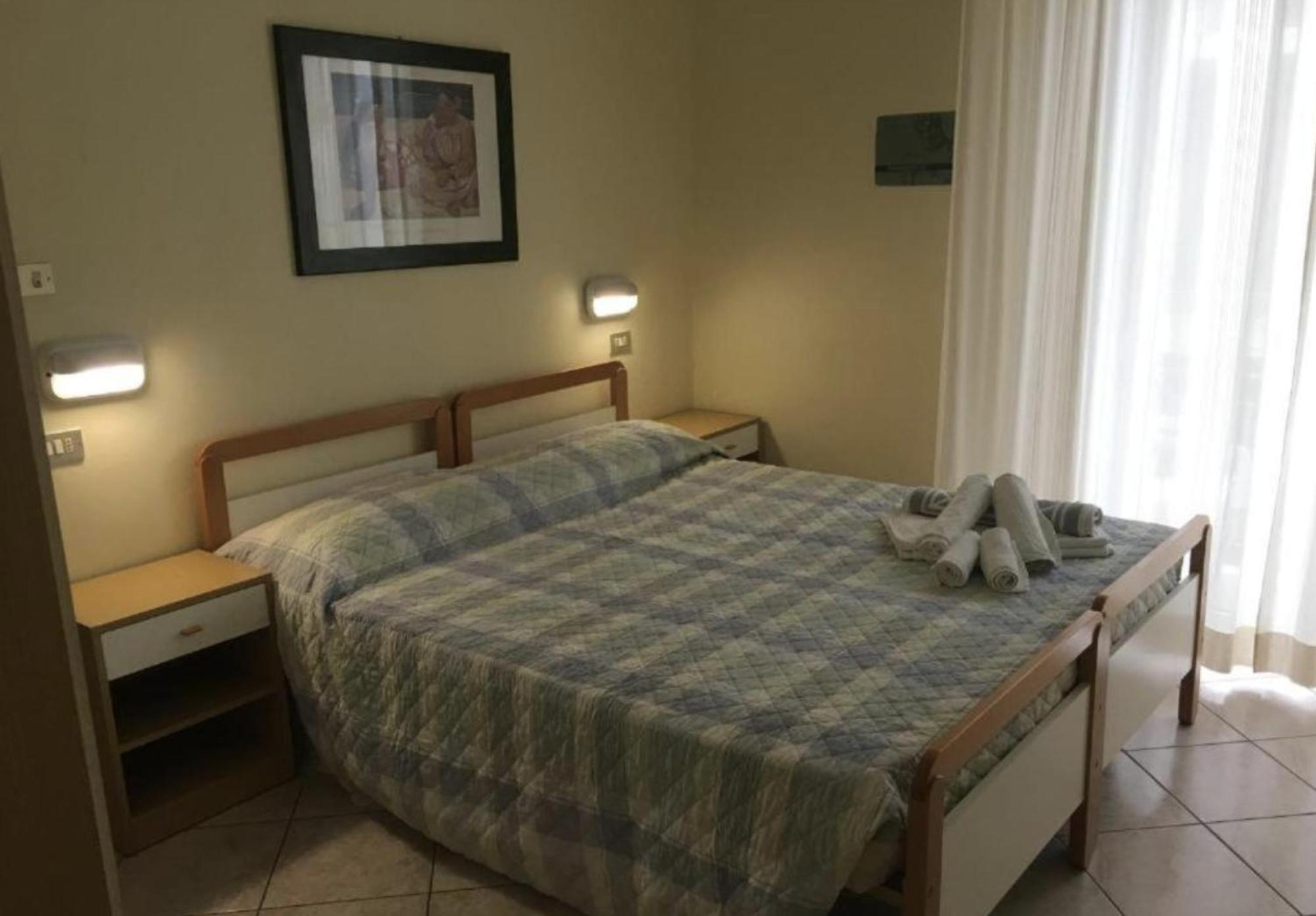 Hotel Bonaria Ρίμινι Εξωτερικό φωτογραφία